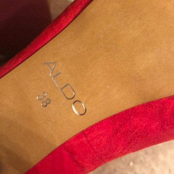 Shoes - Picture 4 of 4